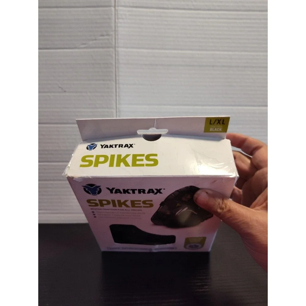 Yaktrax spikes - Large/XL Winter Traction Footwear Traction for Snow/ICE‎